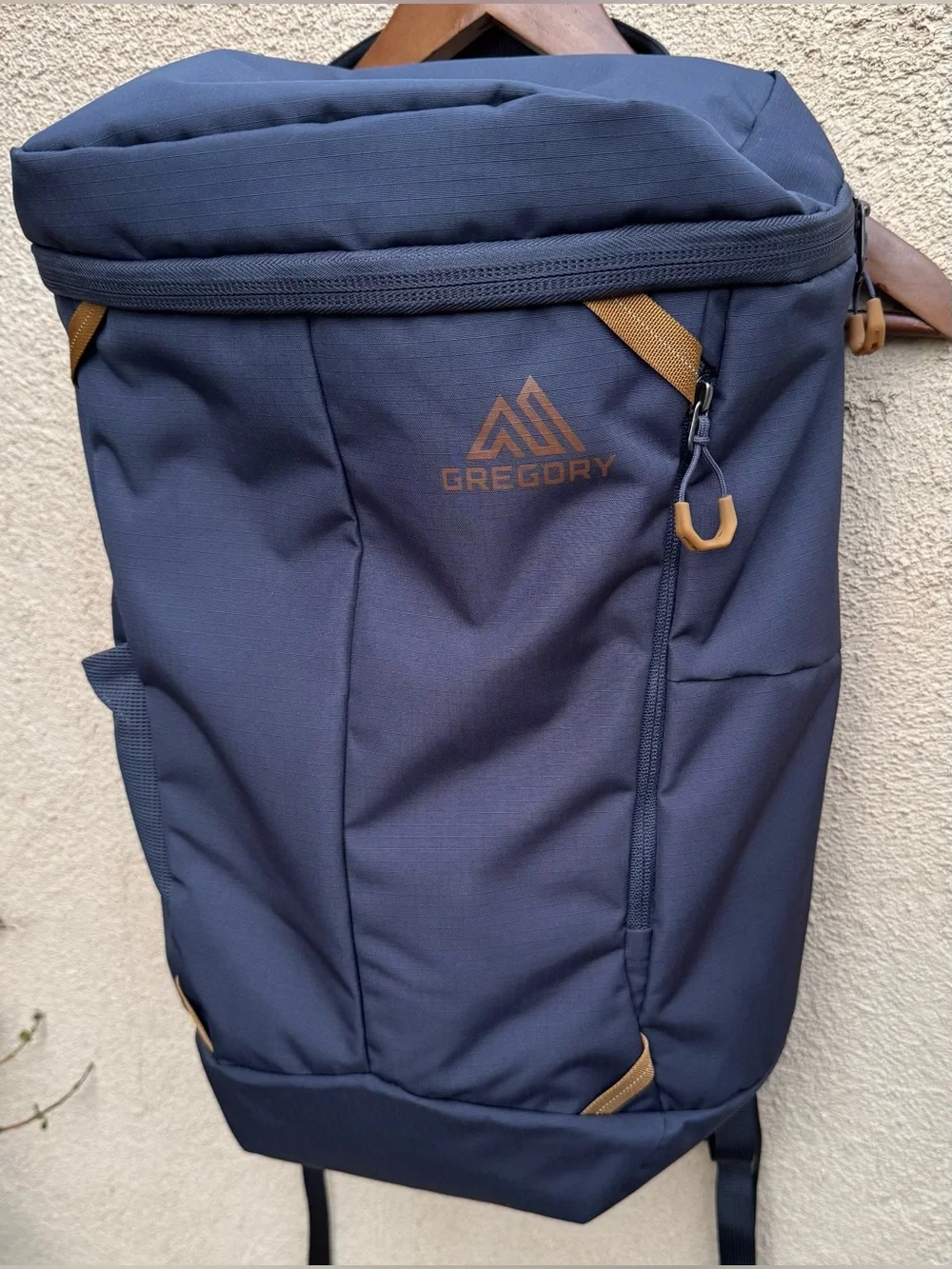 Gregory Rhune 25L hiking camping travel Backpack Blue